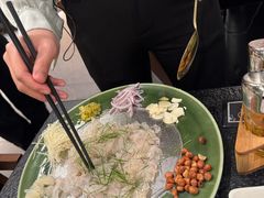 -得意咚瓜·顺德鱼生·冬瓜火锅(深圳首店)