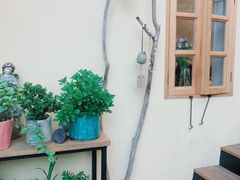 -花苑里咖啡(威远店)