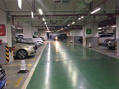 -飞洲国际广场-地下停车库