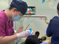 -瑞尔齿科(颐堤港诊所)