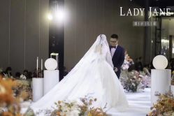 -Lady  Jane高端婚纱礼服馆