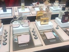 -Chanel(德基广场店)