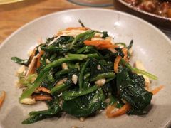 果仁菠菜-兰溪小馆(首经贸店)