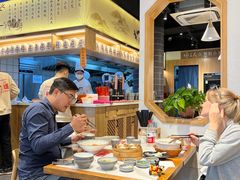 -馋三尺蟹粉小笼(人民广场店)