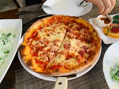 肉食披萨-喜洲吧·江畔老船厂·庭院餐厅(喜临院店)