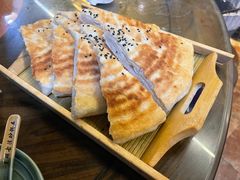 饽饽饼-王明古法砂锅居(开化寺店)