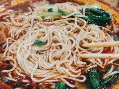 -胥佳烧鸡公牛肉面馆