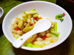 酸辣藕尖-唐伯虎新派湘菜馆(石夏时代广场店)