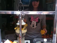 店员-马拉桑果汁(龙头路总店)