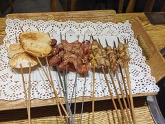 -聚串门儿·东北烧烤(信义坊店)