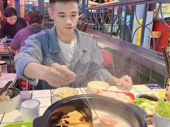 -九街淑芬掌中宝串串公司(内街文化创意园店)