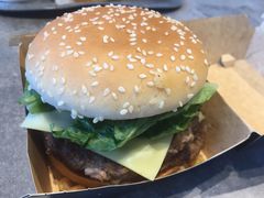 -麦当劳(展览路店)