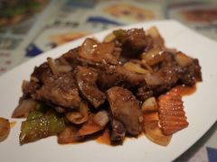 风味红烧月牙骨-乡间好味私家菜(总店)