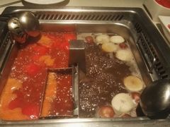 -海底捞火锅鲜切牛肉主题店(长寿路店)