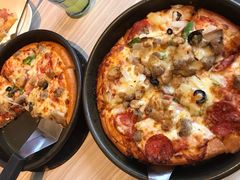 -必胜客(新中纬店)