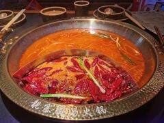 -靓寨酸汤火锅(时尚天河东一街店)