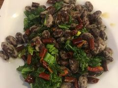 苦菜酥红豆-滇香肴·云南菜蒸汽石锅鱼(云南北路店)