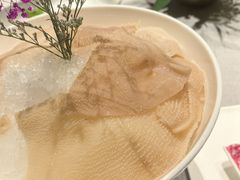 -左庭右院鲜牛肉火锅黑金店(陆家嘴中心店)