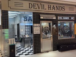 -Devilhands Barbershop男士理容店