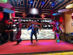-老滇山寨•云南特色菜•地方菜•民族风情歌舞表演(金碧店)