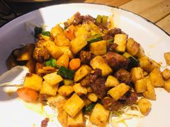 山药牛肉粒-无届青年餐馆(熙街店)