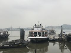 -鱼珠码头(轮渡站)
