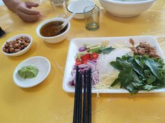 -官塘陈记鱼生·潮汕砂锅粥·牛肉火锅(潮枫路总店)