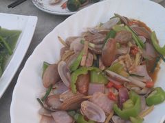 -四川小胡子海鲜(丁村万人海鲜广场店)