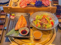 -铭牛烧肉·和牛海鲜自助(高新月牙湖店)
