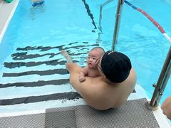 -龙格亲子游泳·水育早教运动中心(绿宝中心)