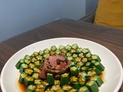 黑椒牛肉拼秋葵-将相和·海鲜蒸饺大连菜