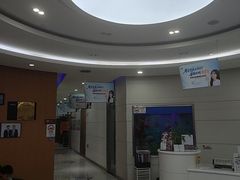 -雅悦齿科(顾村公园店)