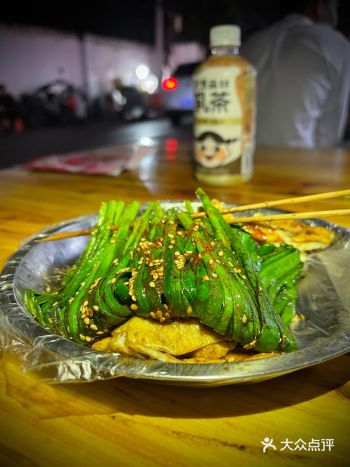 南宁美食｜一家️修车️吃烧烤的小店