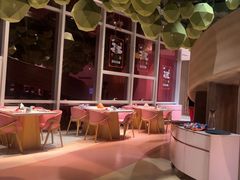 -水桶王国主题餐厅·聚会·生日派对·亲子活动·家庭套餐(亚龙湾希尔顿店)