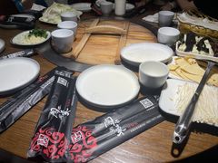 -万里闯关东铁锅炖菜馆(高新旗舰店)