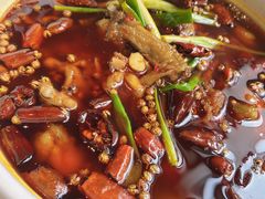 麻辣馋嘴蛙-新沸腾鱼乡(世贸天阶店)