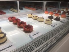 -潮一不贰·法式甜品·生日蛋糕·西式简餐(外滩店)