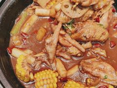 -多嘴超级肉蟹煲(中街恒隆故宫店)