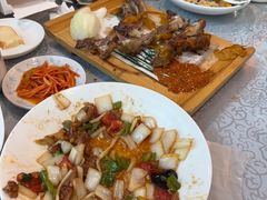 -汗腾格里·风味餐厅(新疆驻京办店)
