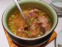 山泉水土猪肉汤-老湘亲·品鉴湘菜(湖里店)