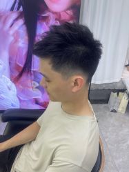 -藤野造型烫发染发