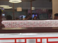 -诚铭记·虾仁汤包·成都小吃(融创店)