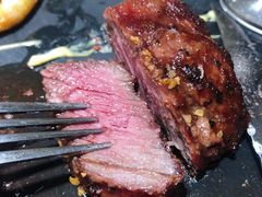 -悦享绿山墙西餐厅