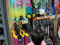 -迪卡侬(西三旗店)