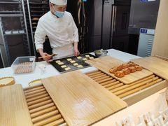 -好利来(曲江龙湖店)