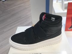 -JORDAN(外滩中央体验店)