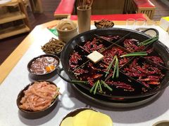 -正贰捌经重庆老火锅(建设路店)