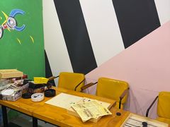 -不可思议减压馆·解压博物馆·摔碗发泄·团建定制
