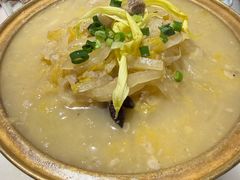 铜锅酸菜炖软骨-小吊梨汤·北京菜·烤鸭(双井乐成中心店)