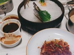 -红鼎豆捞·非遗鲍皇汤火锅(宝丰路店)